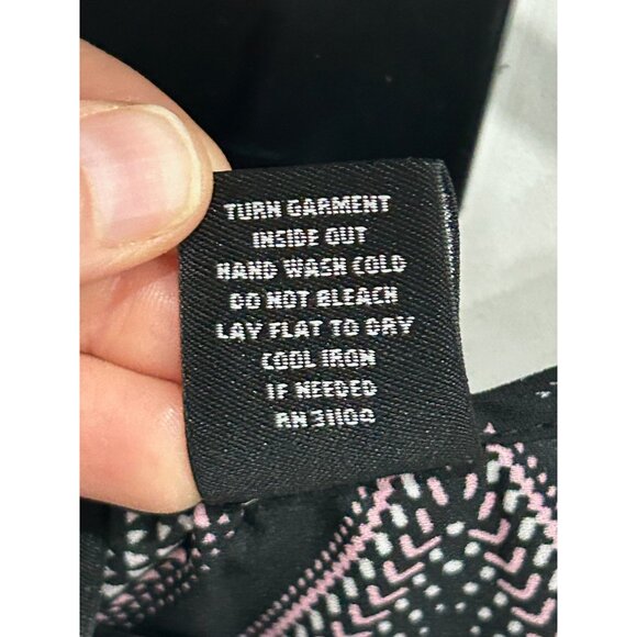 New Directions Black Pink Chevron Sleeveless Asymmetrical Hem Tank Top Sz Large - Picture 6 of 9